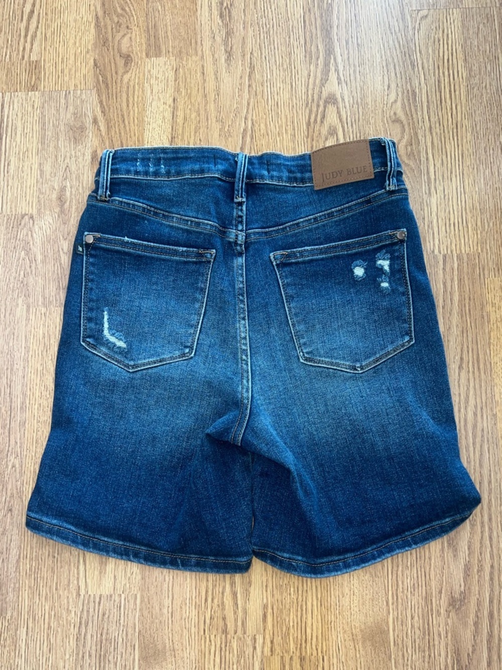 Judy Blue Jean Shorts - Picture 3 of 3